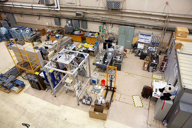 A photo from above of a physics laboratory space.