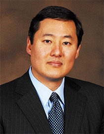 Headshot of John Yoo