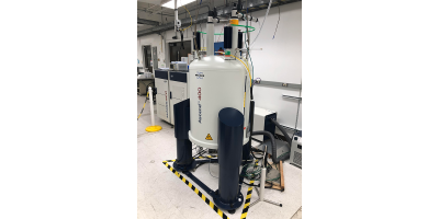 Example of NMR facility equipment; Ascend 400
