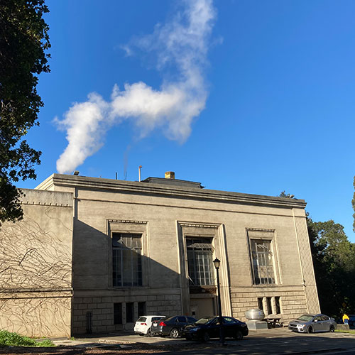 A photo of the cogeneration plant on the Berkeley campus
