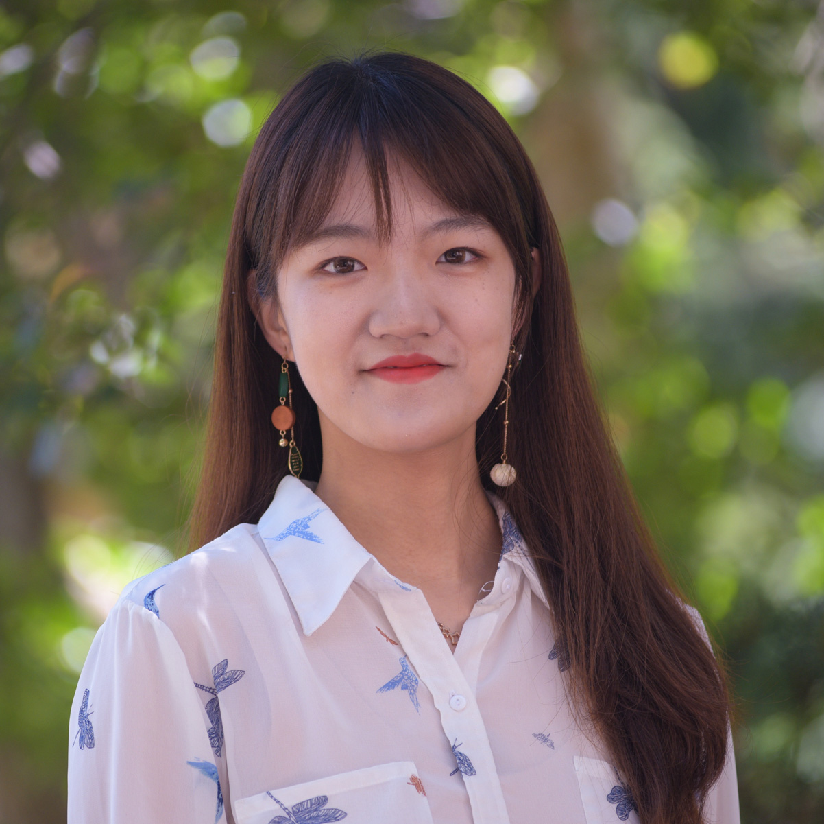 YIHONG ZHU headshot