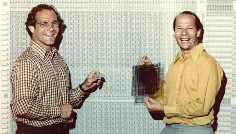 Portrait of David Patterson and Carlo Séquin in 1981, Carlo is holding blueprints