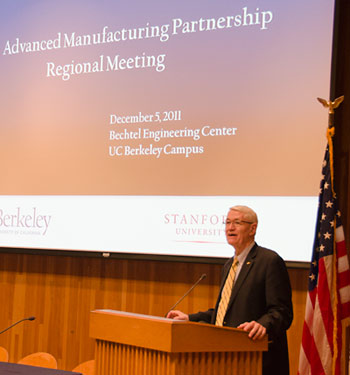 Birgeneau gives a talk on Advanced Manufacturing.