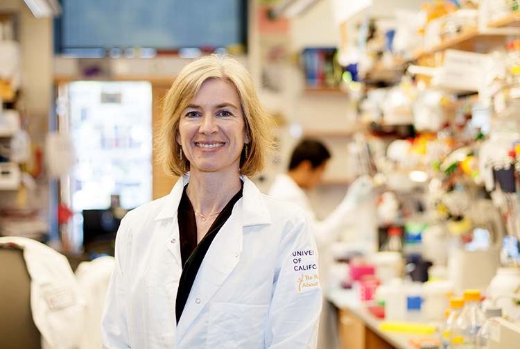 Jennifer Doudna in her lab