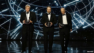 Brian Schmidt, Adam Riess and Saul Perllmutter at 2015 Breakthrough Prize award ceremony