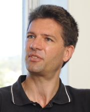 Jeroen Dewulf