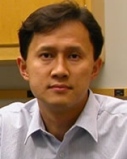 Seung-Wuk Lee
