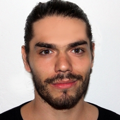 headshot of Luca Victor Iliesiu