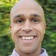 headshot of Sean Darling-Hammond