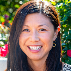 headshot of Stephanie Pau