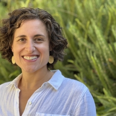 Headshot of Emily Zazulia