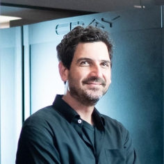 headshot of Dan Kasen