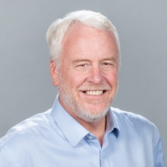 headshot of Mark Asta