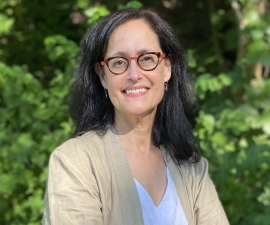 Photo of Professor Barbara Laraia