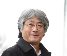 headshot of Hitoshi Murayama