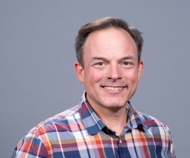 headshot of Peter Hosemann