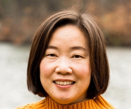 headshot of Yumi Kim
