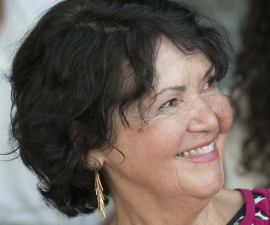 Beatriz Manz