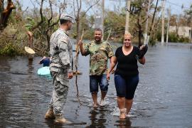 Puerto Rico Soldier Helping