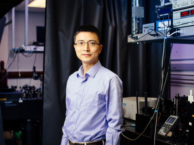 Jie Yao in his lab