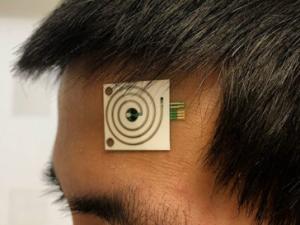 Wearable Sensor on patient's forehead