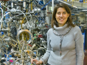 Professor Alessandra Lanzara in her lab
